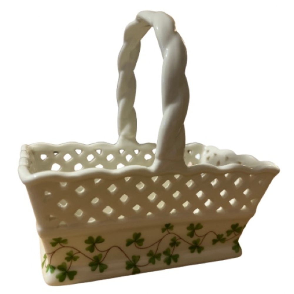 Godinger, ShannoN Porcelain Basket Shamrock Design, 5” NIB - Picture 3 of 11